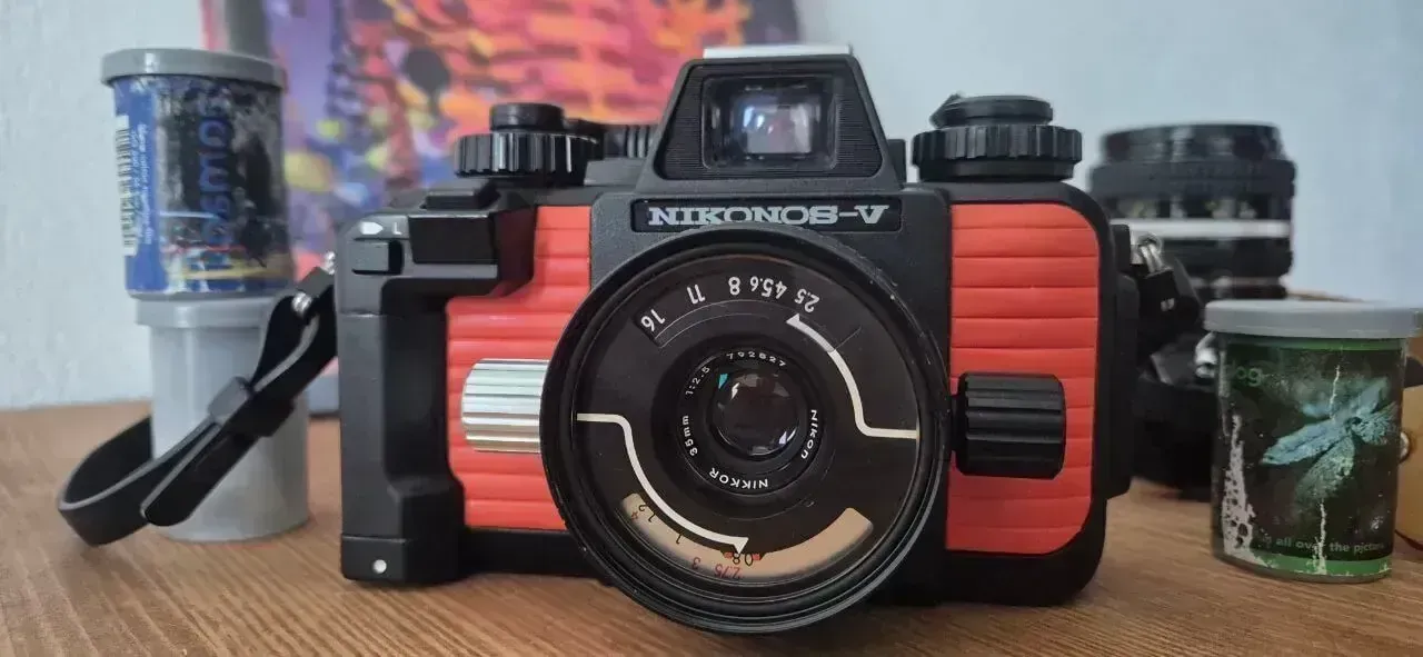 Nikonos V amphibious 35mm film camera — front view with 35mm f/2.5 lens